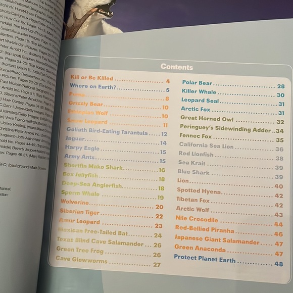 2 Planet earth books & 4 3D books - Picture 8 of 9